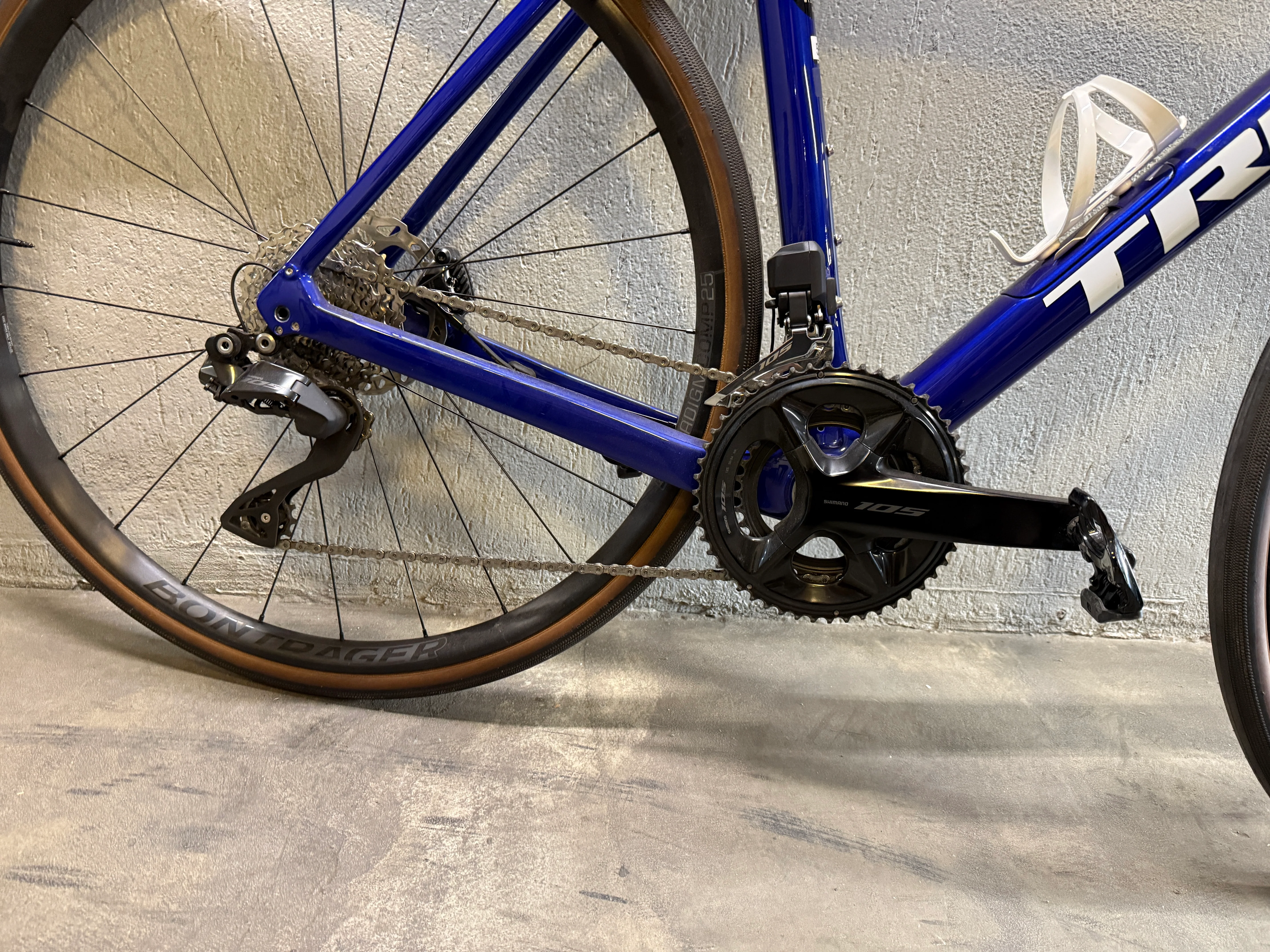 Bicicleta Trek Domane SL6 105 Di2 Eletronico Seminova - Tamanho 56 - Image 6