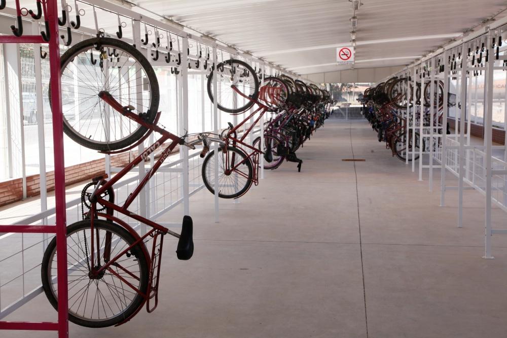 Bicicletario Altmayer de Correr AL20 2mt - 10 Vagas - Image 3