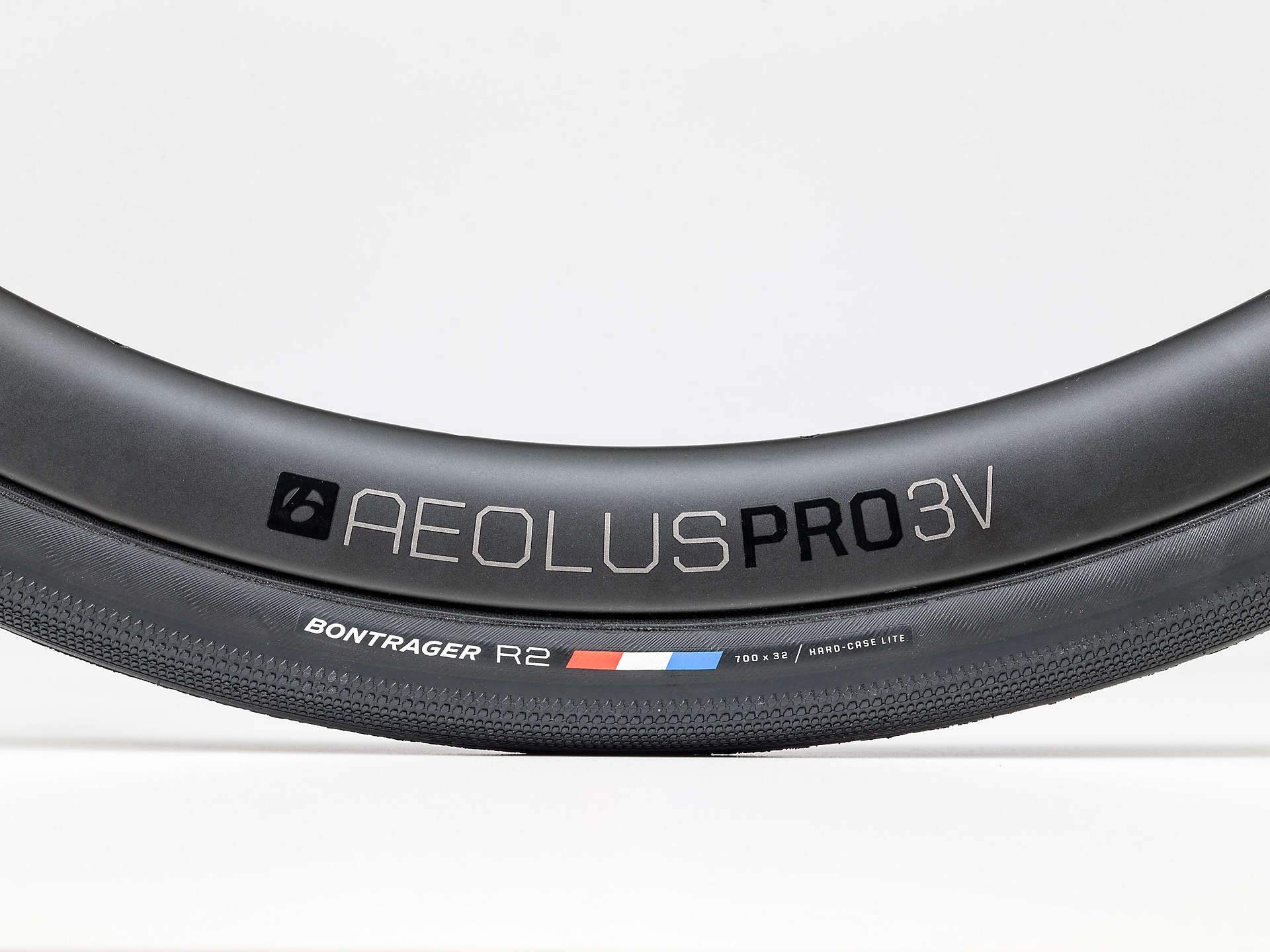 Pneu Bontrager R2 Hard Case Lite 700X25C (NOVO) - Image 3